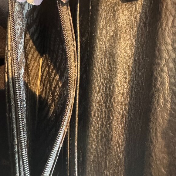 Steve Madden Black Quilted Crossbody Bag - Picture 6 of 12